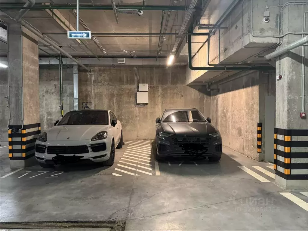 Гараж в Санкт-Петербург Белоостровская ул., 12 (17 м) - Фото 1