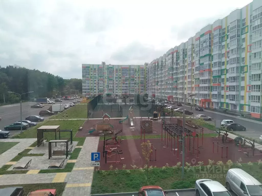 Студия Курская область, Курск ул. Энгельса, 158к1 (28.4 м) - Фото 1