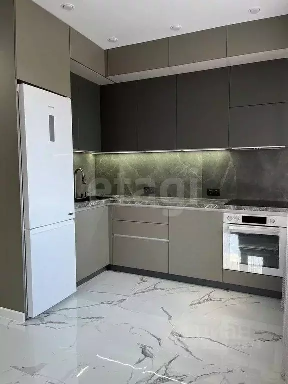 2-к кв. Курская область, Курск ул. Карла Либкнехта, 22 (68.8 м) - Фото 1