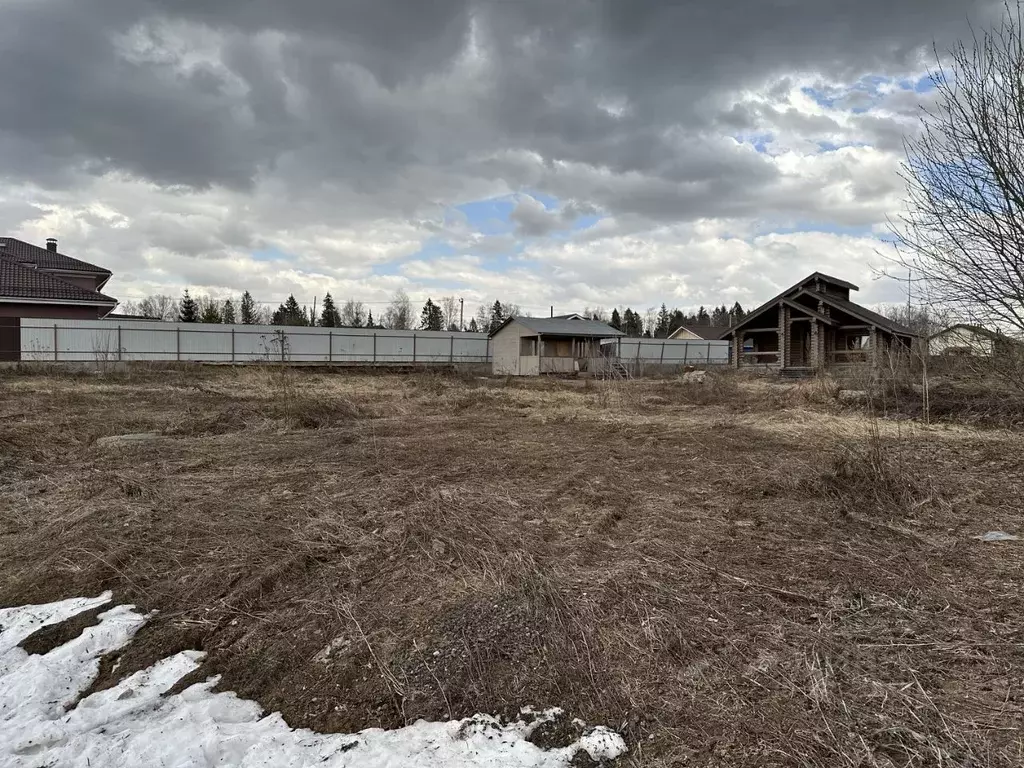 Участок в Московская область, Дмитровский муниципальный округ, д. ... - Фото 1