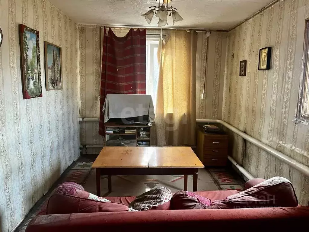 Дом в Орловская область, Верховский район, Васильевское с/пос, пос. ... - Фото 1