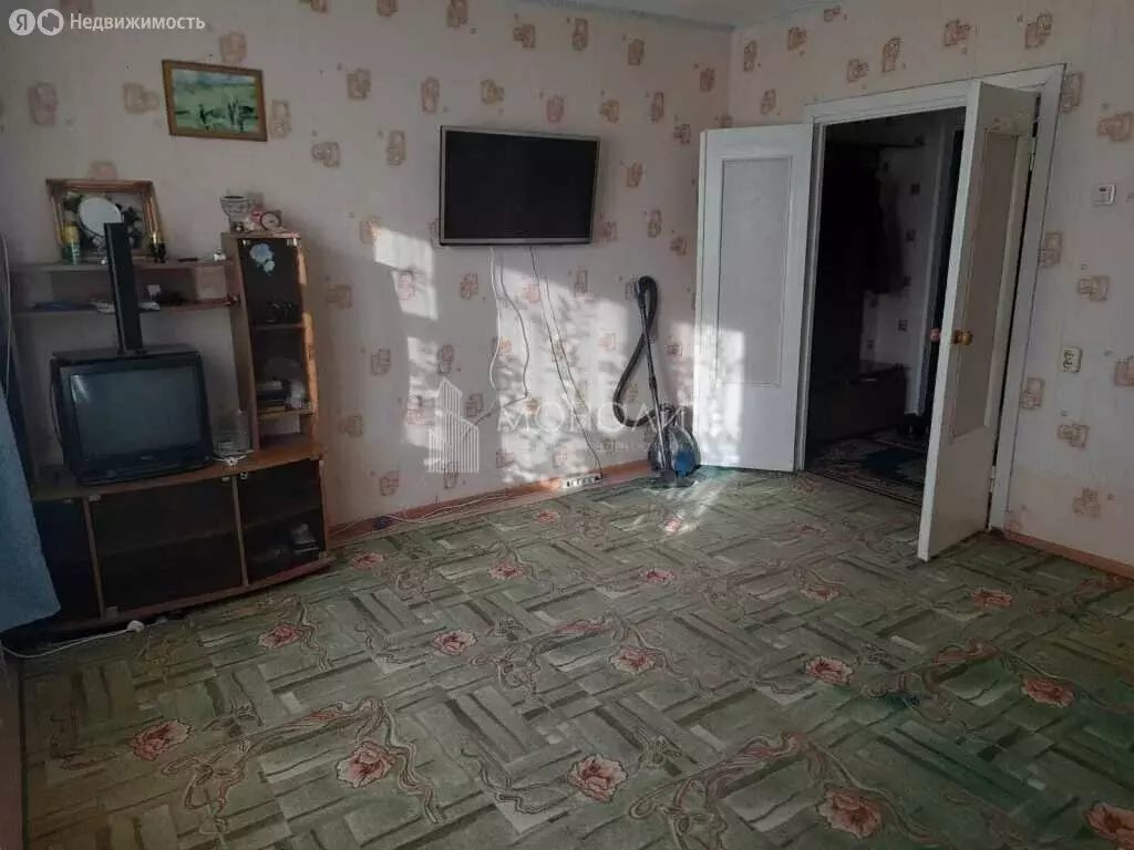 1-комнатная квартира: Долинск, Комсомольская улица, 40А (40 м) - Фото 1