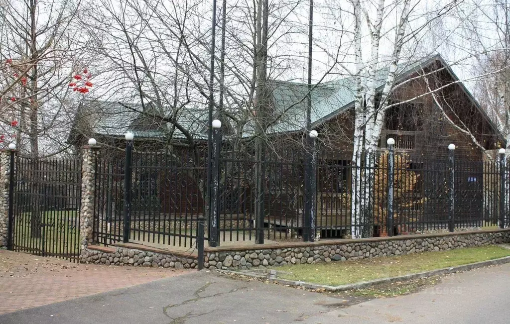 Коттедж в Московская область, Ленинский городской округ, д. Пуговичино ... - Фото 1