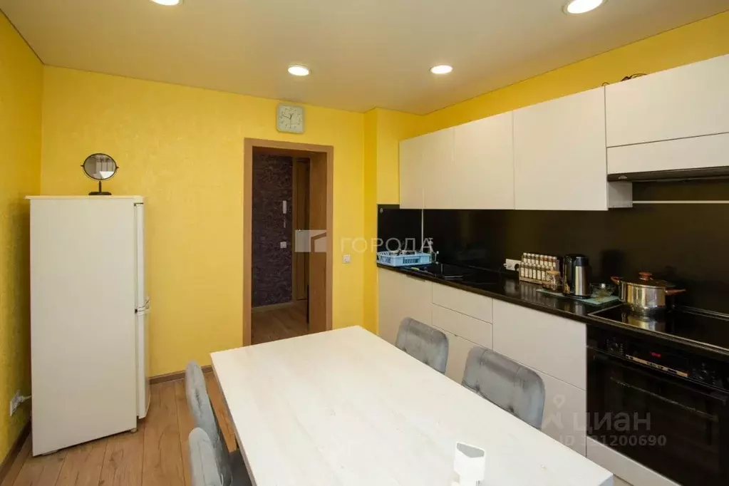 3-к кв. Кемеровская область, Прокопьевск Ближний пер., 10 (82.6 м) - Фото 1