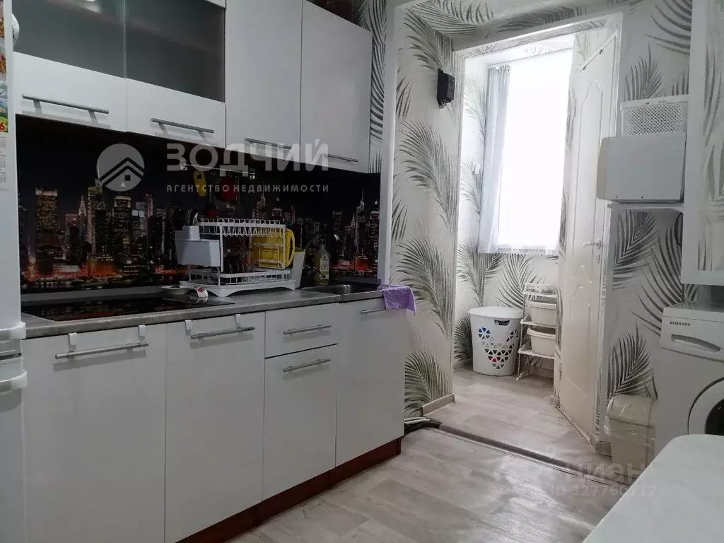 2-к кв. Чувашия, Чебоксары Канашское ш., 1 (41.8 м) - Фото 0