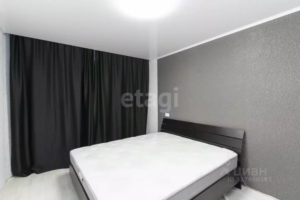 3-к кв. Тюменская область, Тюмень ул. Монтажников, 17 (77.4 м) - Фото 1