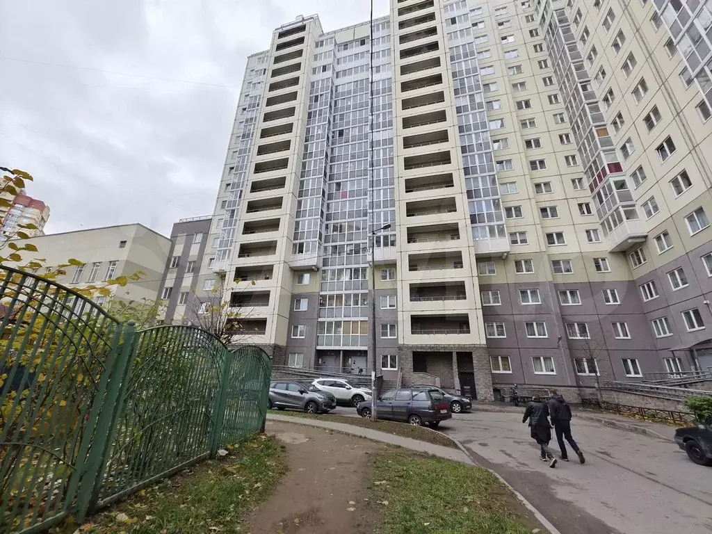 2-к. квартира, 60 м, 2/17 эт. - Фото 1