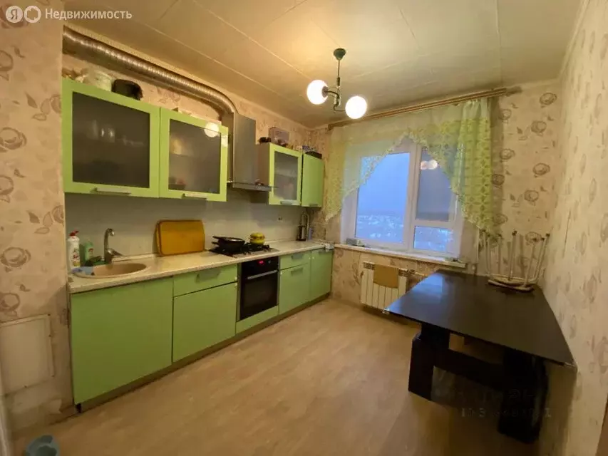 3-комнатная квартира: Энгельс, Транспортная улица, 66 (64 м) - Фото 0