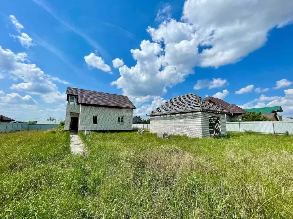 Дом в Белгородская область, Старый Оскол пер. 6-й Рождественский, 36 ... - Фото 0