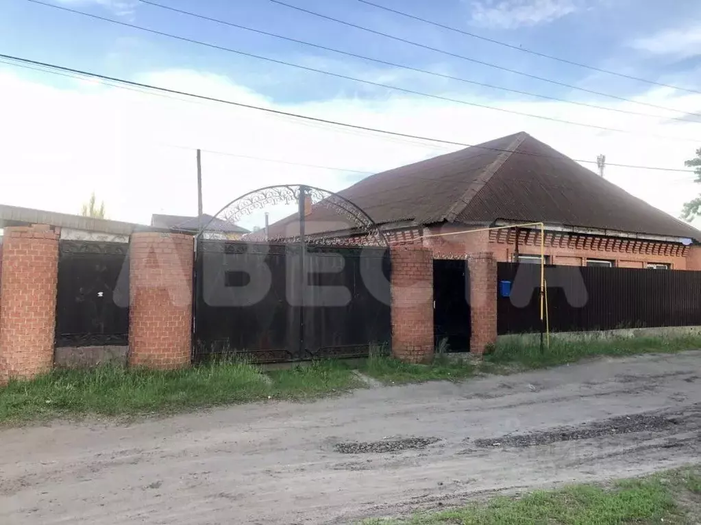 Дом в Омская область, Омск Порт-Артур мкр, ул. Гомельская (158 м) - Фото 1