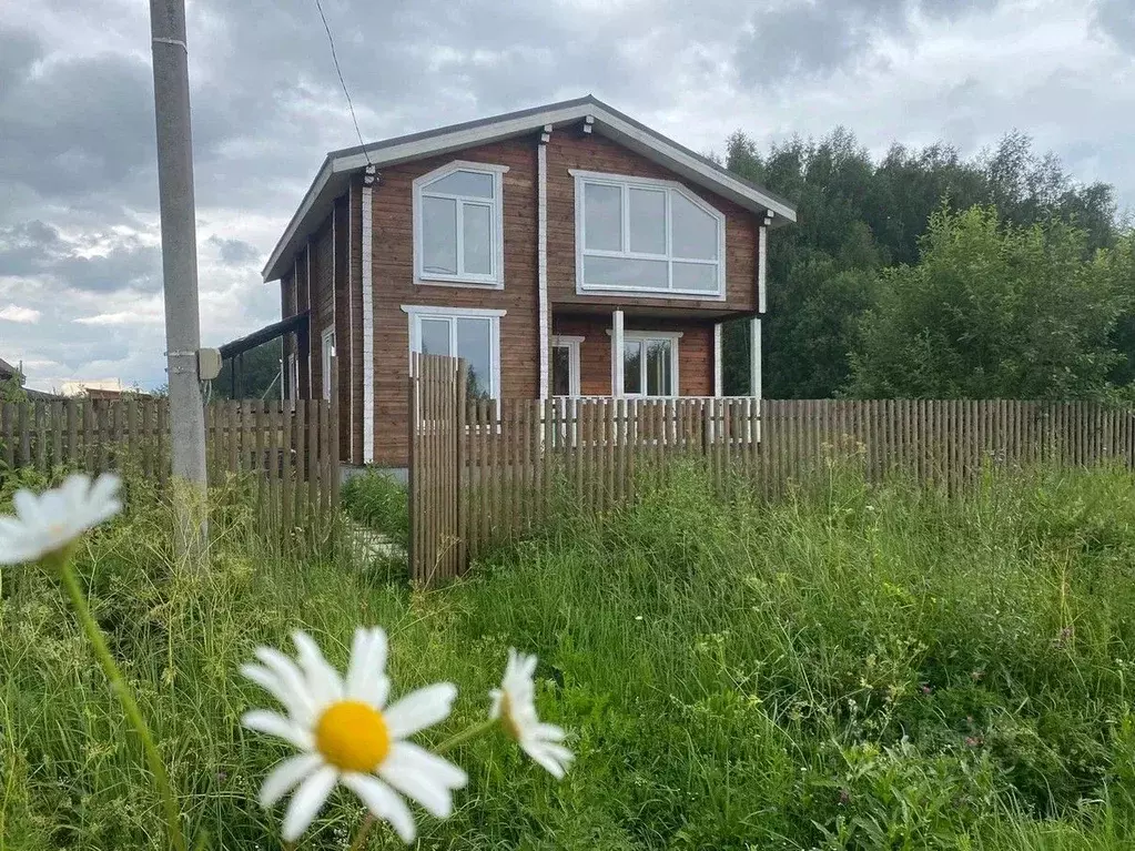 Дом в Владимирская область, Александровский район, д. Зезевитово  (190 ... - Фото 0