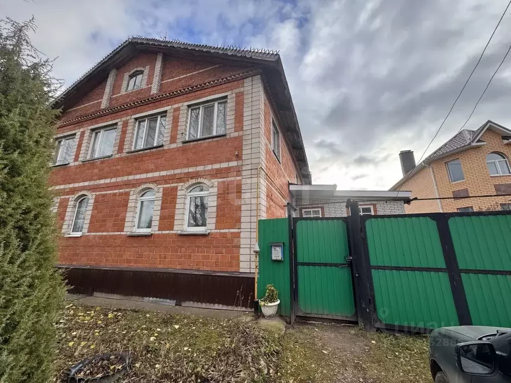 4-к кв. Удмуртия, Можга Можгинский район, ул. Короленко, 9 (110.9 м) - Фото 1