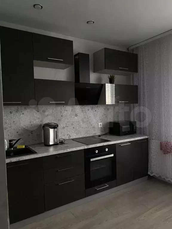 1-к. квартира, 51 м, 14/18 эт. - Фото 0