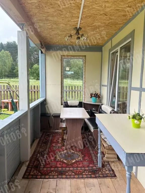 Дом в Тверская область, Старицкий муниципальный округ, д. Родня  (88 ... - Фото 1