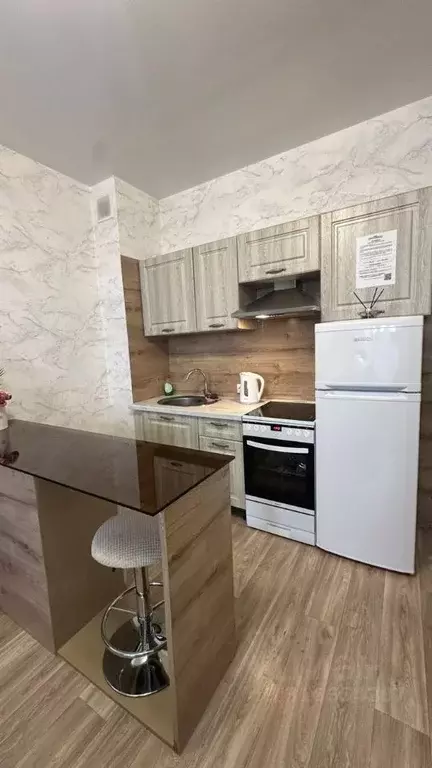 Студия Ханты-Мансийский АО, Сургут ул. Александра Усольцева, 26 (30.0 ... - Фото 1