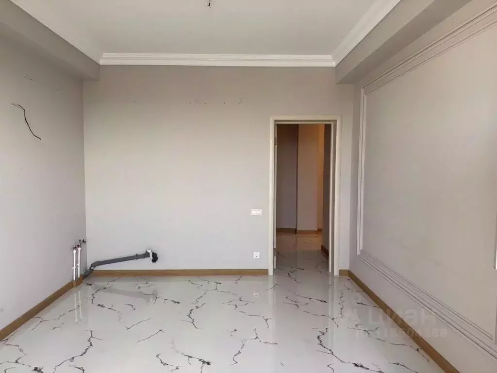2-к кв. Дагестан, Махачкала ул. Цумадинская, 2 (85.0 м) - Фото 1