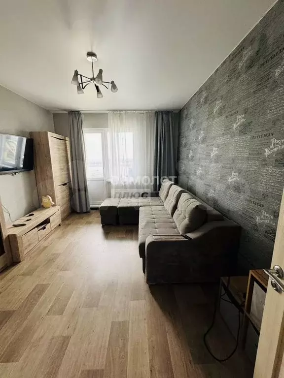 1-к. квартира, 49 м, 7/17 эт. - Фото 1