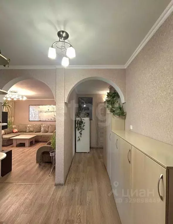 2-к кв. Тюменская область, Тюмень Солнечный проезд, 22 (57.2 м) - Фото 1