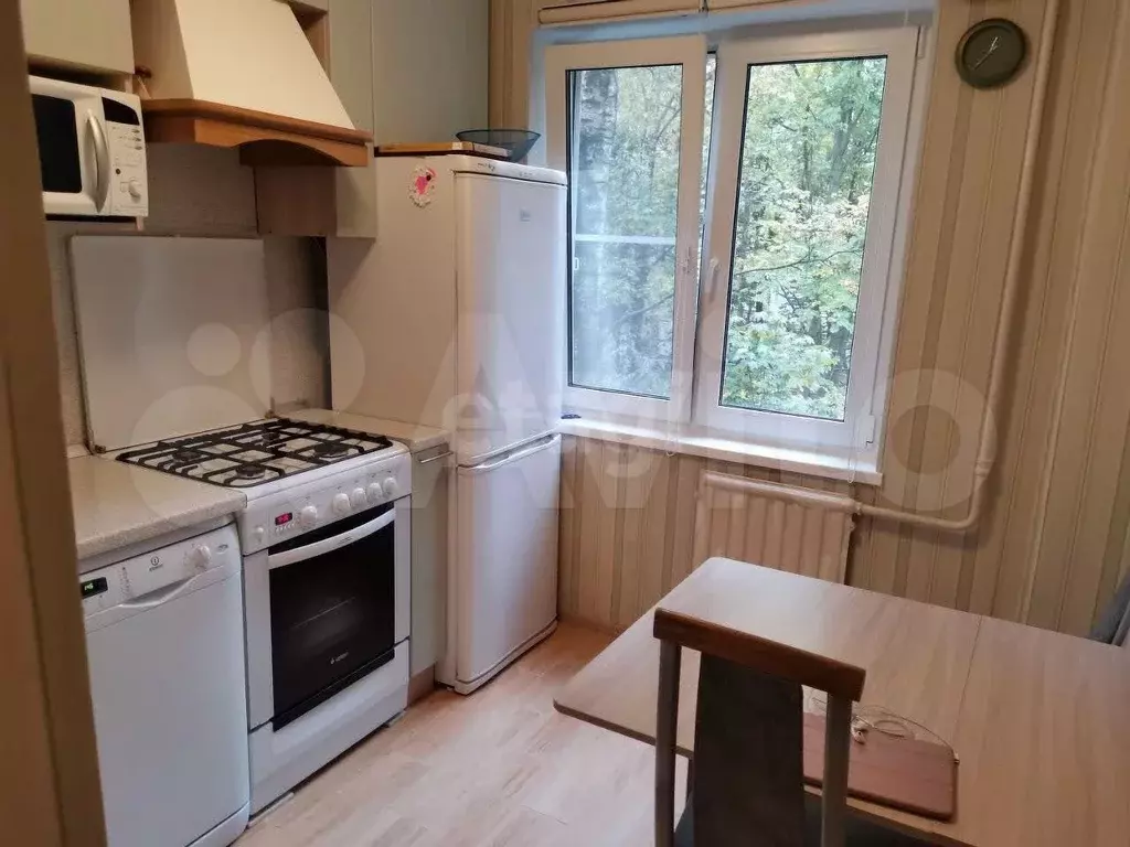 3-к. квартира, 56 м, 3/5 эт. - Фото 1
