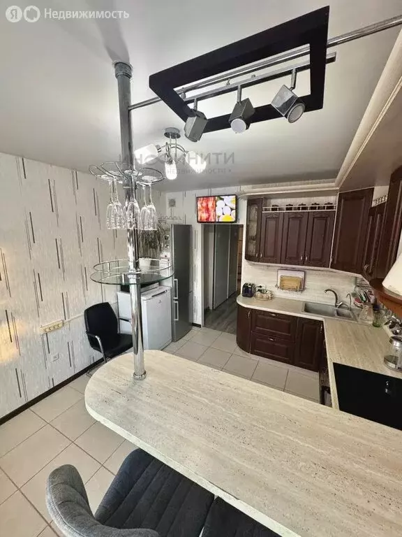 3-комнатная квартира: Москва, проспект Защитников Москвы, 5 (76.6 м) - Фото 2