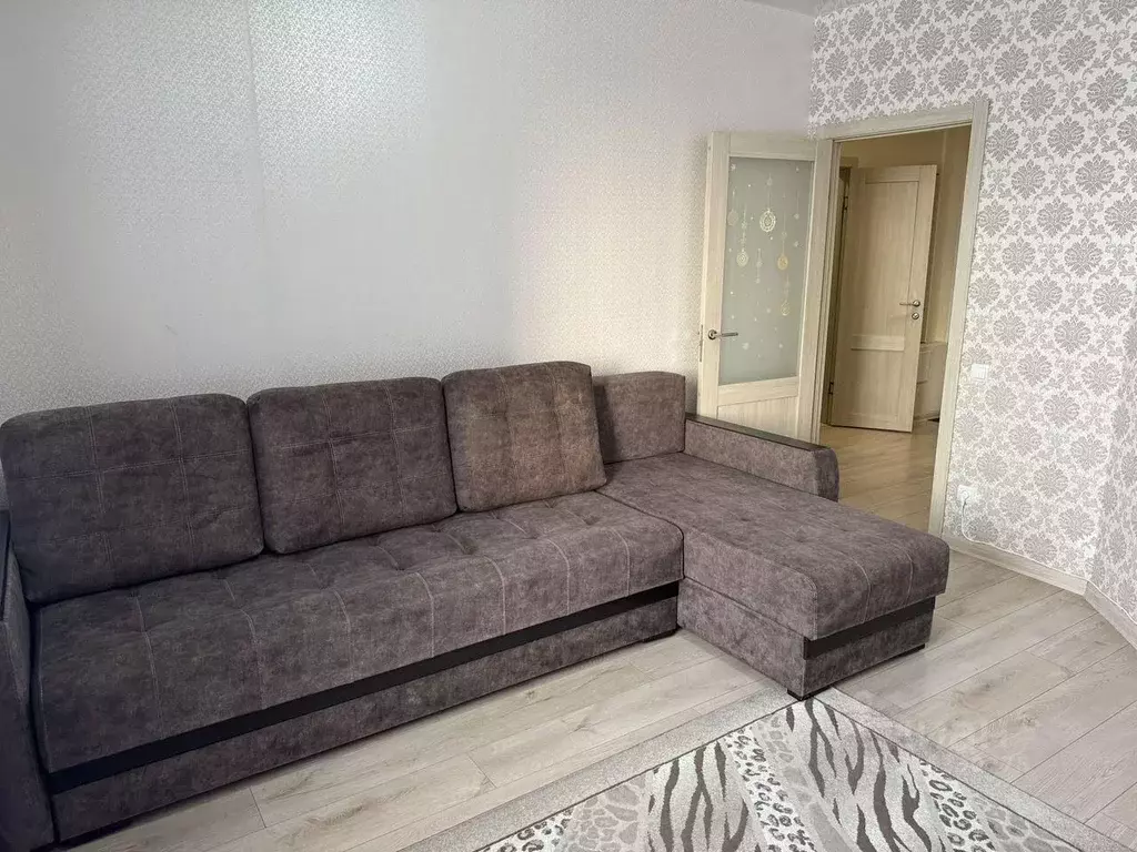 1-к кв. Ханты-Мансийский АО, Сургут ул. 30 лет Победы, 37 (40.0 м) - Фото 1