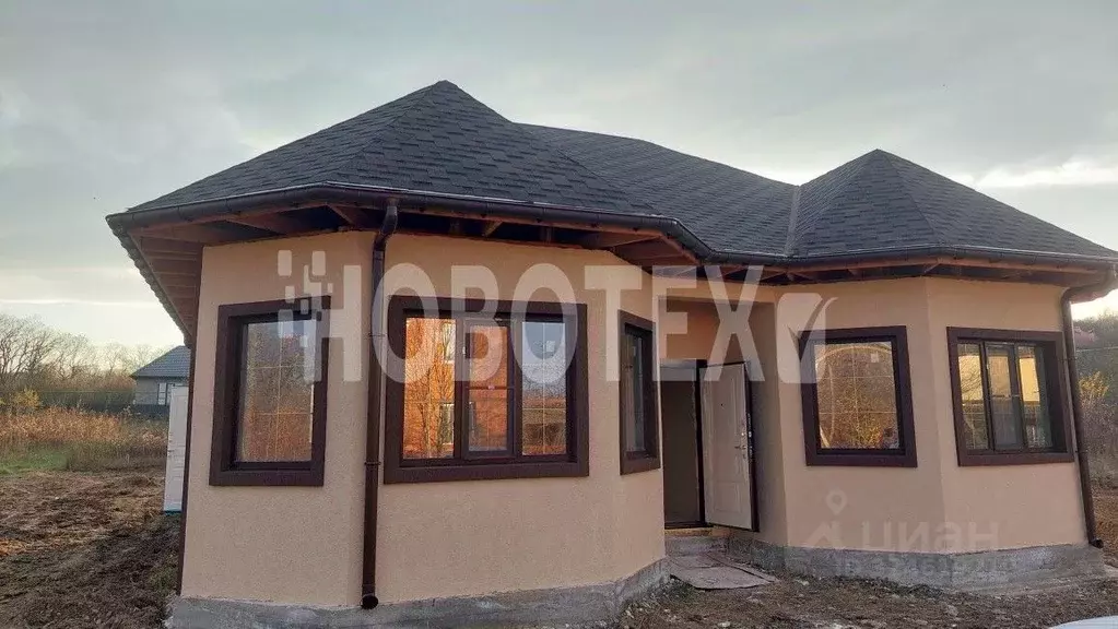 Дом в Краснодарский край, Хадыженск Апшеронский район, Ангарская ул., ... - Фото 1