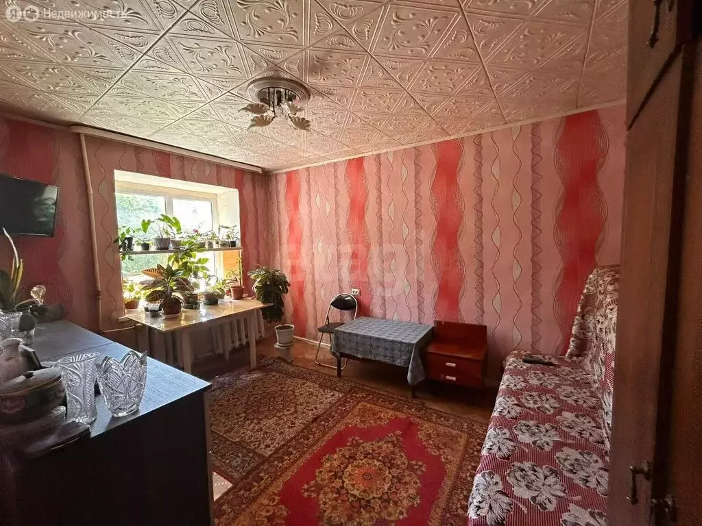 1-комнатная квартира: Прокопьевск, улица Серова, 1А (32 м) - Фото 0
