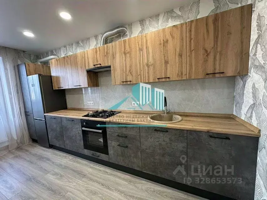 2-к кв. Калужская область, Калуга ул. Изумрудная, 27 (71.2 м) - Фото 1