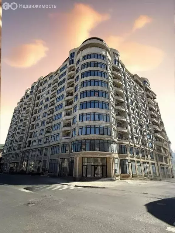 3-комнатная квартира: Махачкала, улица Дахадаева, 35 (105 м) - Фото 1