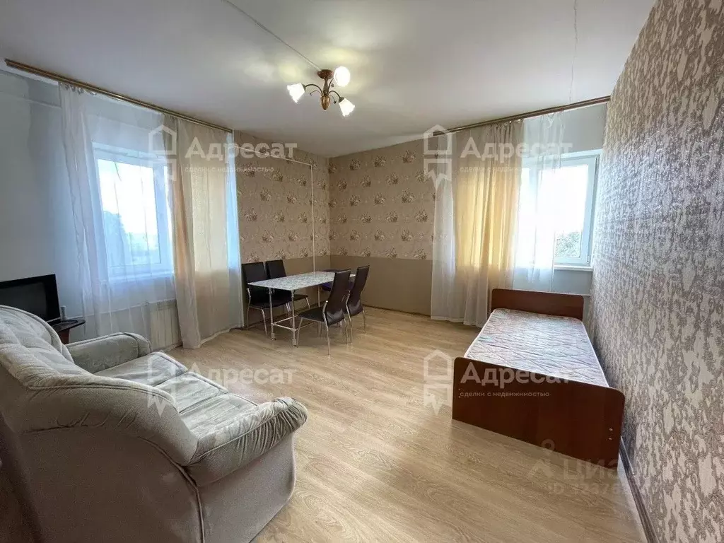 3-к кв. Волгоградская область, Волгоград Джаныбековская ул., 12 (70.0 ... - Фото 2