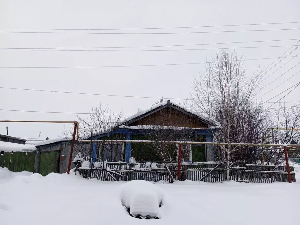 Дом в Новосибирская область, Колывань рп ул. Чехова (32 м) - Фото 1