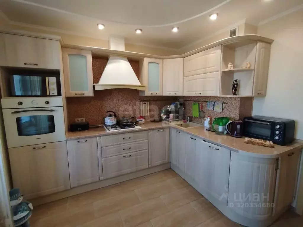 3-к кв. Саратовская область, Энгельс ул. Льва Кассиля, 14а (83.3 м) - Фото 1