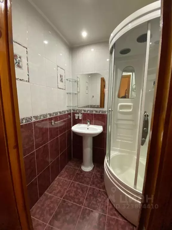 2-к кв. Омская область, Омск ул. Крупской, 17 (51.4 м) - Фото 1