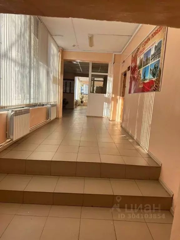 Помещение свободного назначения в Татарстан, Набережные Челны ул. ... - Фото 2