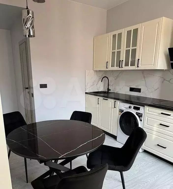 2-к. квартира, 60 м, 10/16 эт. - Фото 0