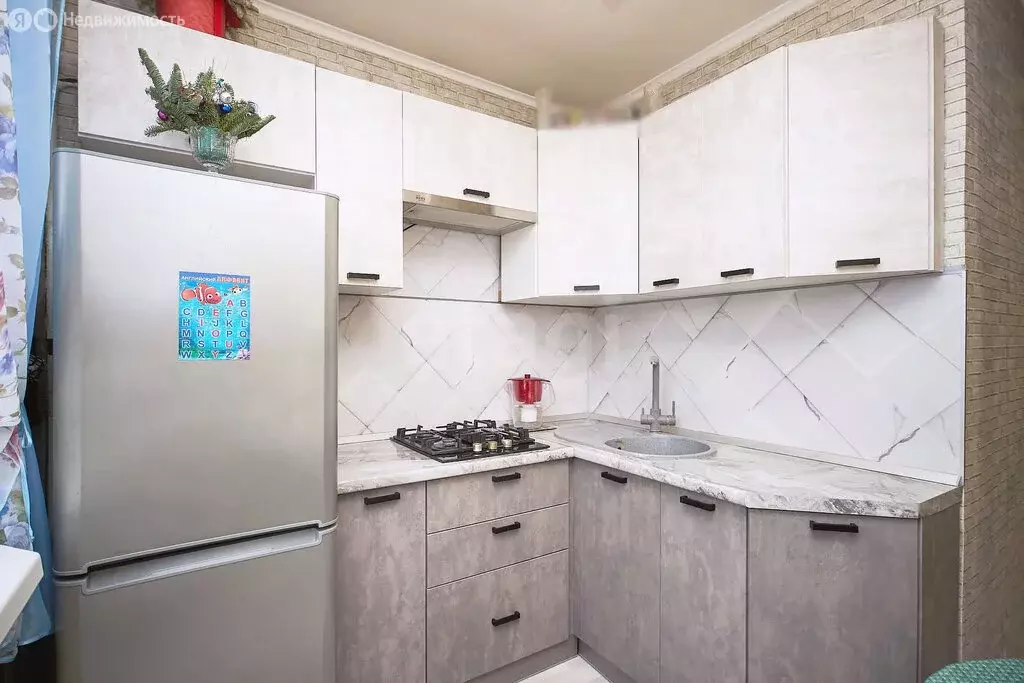 2-комнатная квартира: Тюмень, проезд Геологоразведчиков, 40 (42 м) - Фото 2