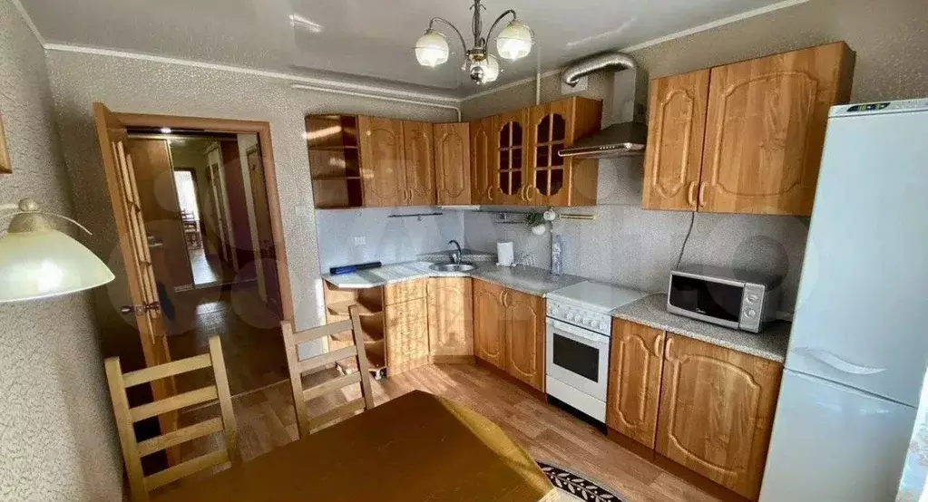 2-к. квартира, 58 м, 2/9 эт. - Фото 0