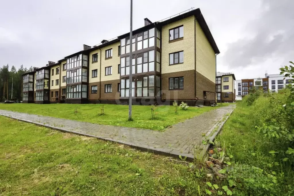 3-к кв. Карелия, Петрозаводск проезд Луганский, 5 (76.3 м) - Фото 0