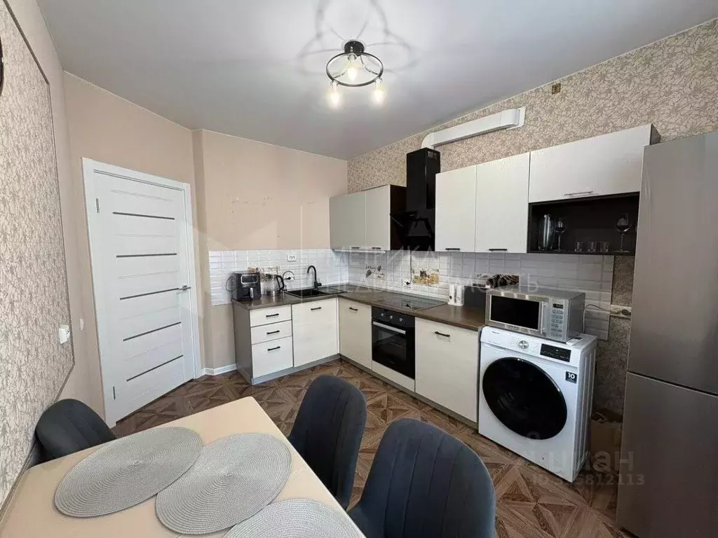 1-к кв. Тюменская область, Тюмень ул. Суходольская, 12 (37.9 м) - Фото 1