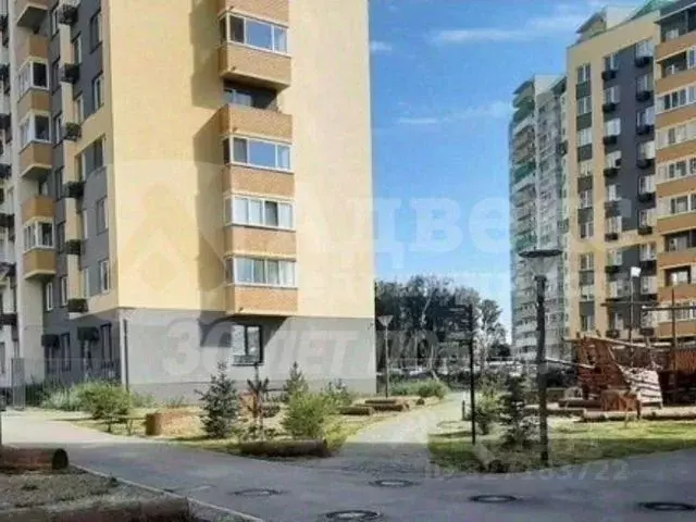 3-к кв. Тюменская область, Тюмень ул. Вице-адмирала Воронцова, 1 (70.9 ... - Фото 2