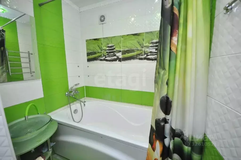 3-к кв. Башкортостан, Салават ул. Мажита Гафури, 10 (66.1 м) - Фото 1