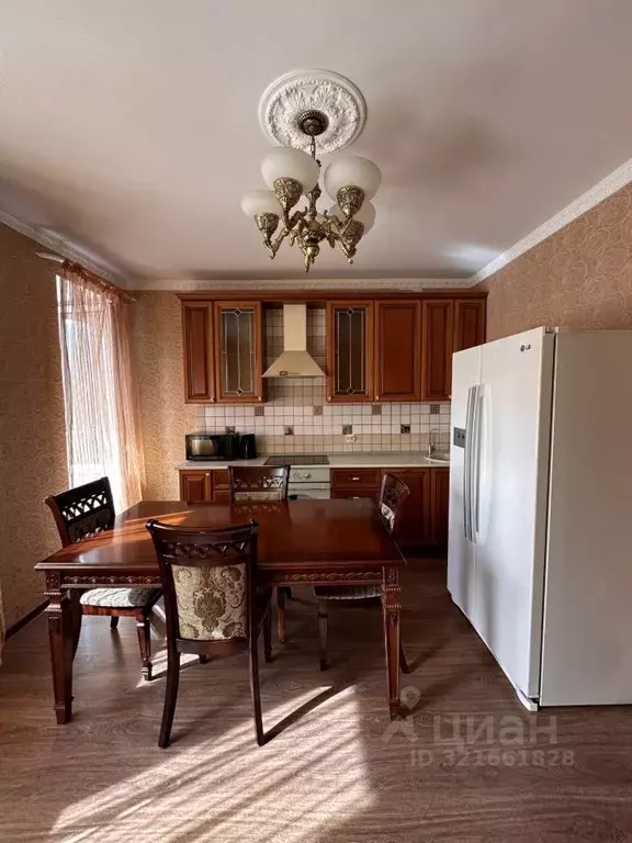 1-к кв. Кировская область, Киров Орловская ул., 52 (62.0 м) - Фото 0