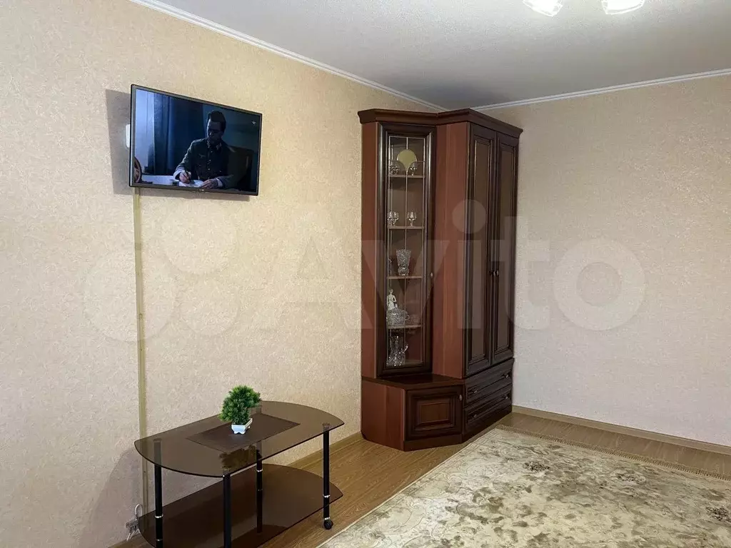 2-к. квартира, 60 м, 5/10 эт. - Фото 1