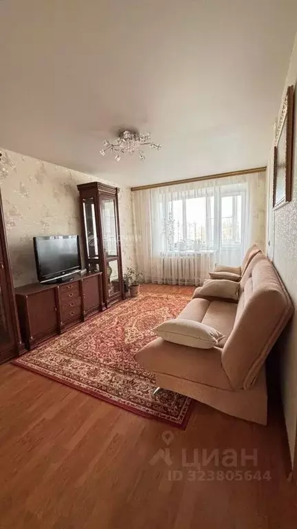 2-к кв. Чувашия, Канаш Восточный мкр, 10 (44.5 м) - Фото 1