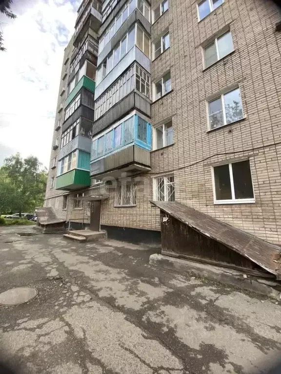 3-к кв. Удмуртия, Глазов ул. Революции, 19 (60.8 м) - Фото 0