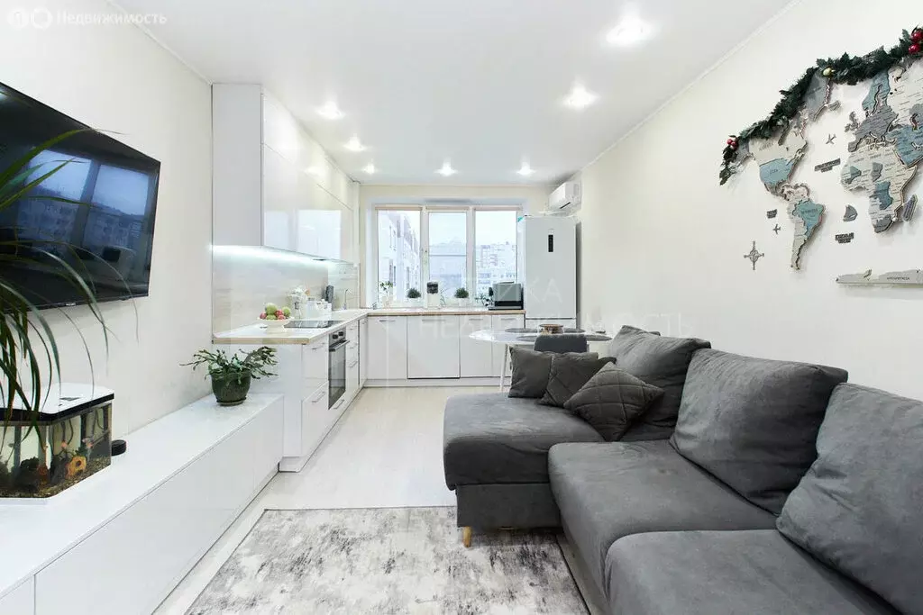 3-комнатная квартира: Тюмень, Холодильная улица, 54/2 (69.7 м) - Фото 1