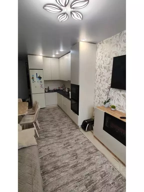 3-к кв. Карелия, Петрозаводск ул. Чапаева, 50 (66.8 м) - Фото 1