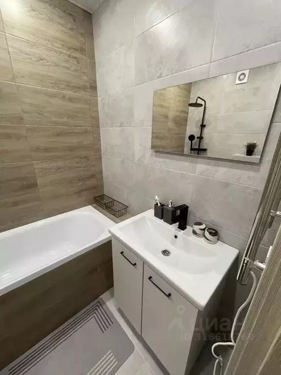 1-к кв. Татарстан, Казань ул. Братьев Батталовых, 20А (39.2 м) - Фото 1