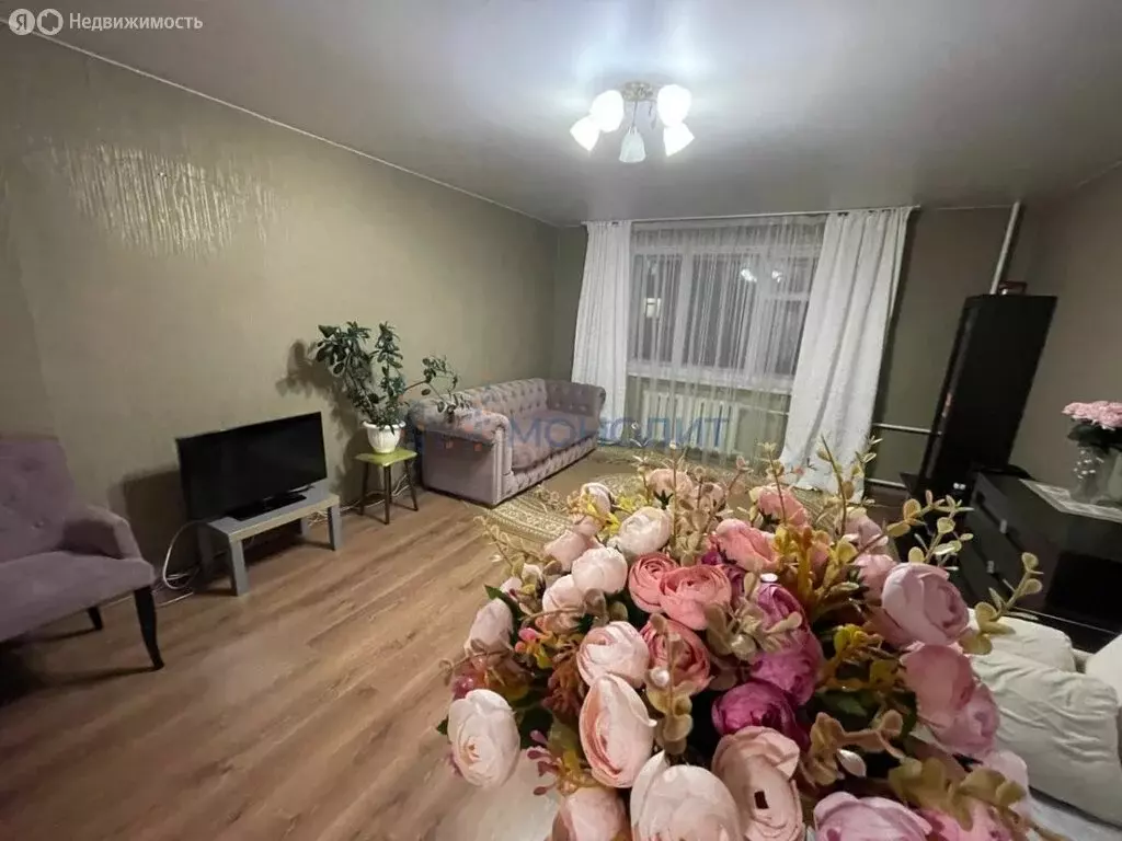 4-комнатная квартира: Чебоксары, Ленинградская улица, 31 (79 м) - Фото 0