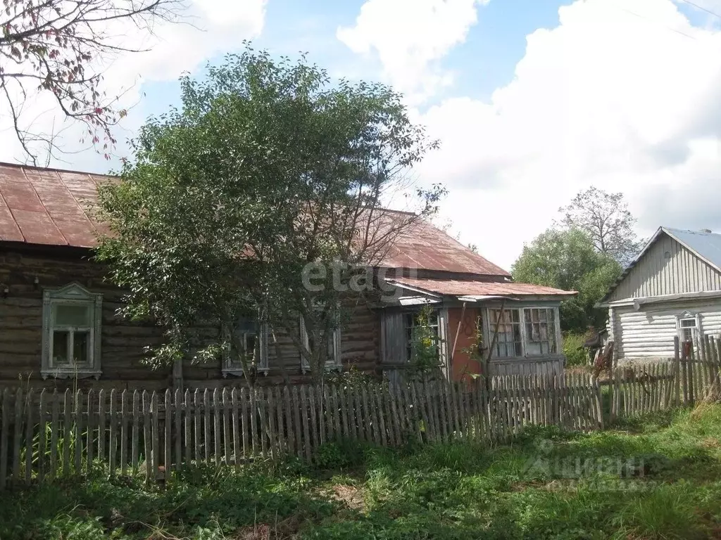 Дом в Калужская область, Перемышльский муниципальный округ, Макарово ... - Фото 1